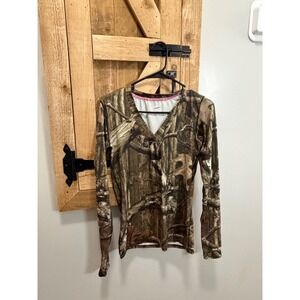 Field & Stream Womens Camo Long Sleeve V-Neck Shirt Small Pink Ribbon